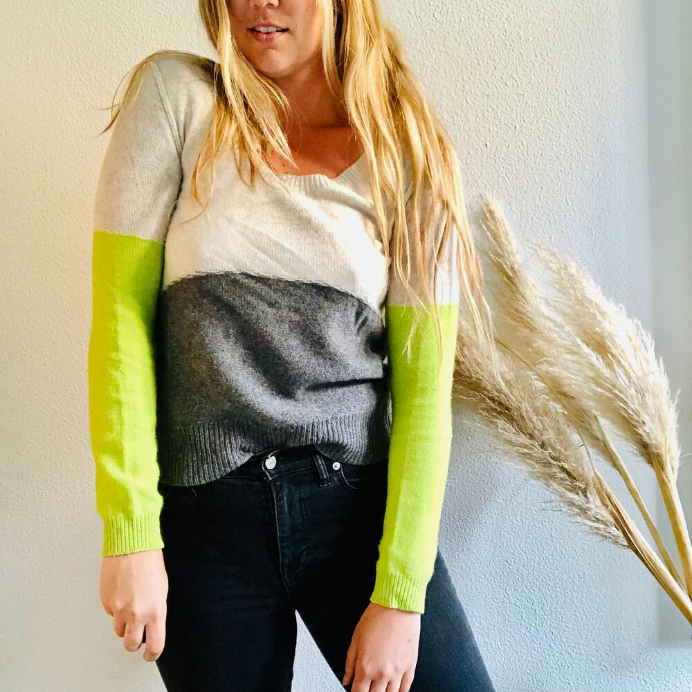 FREE PEOPLE Beach Dark Grey Colorblock  Stripe Pullover Crew Neck Sweater XS